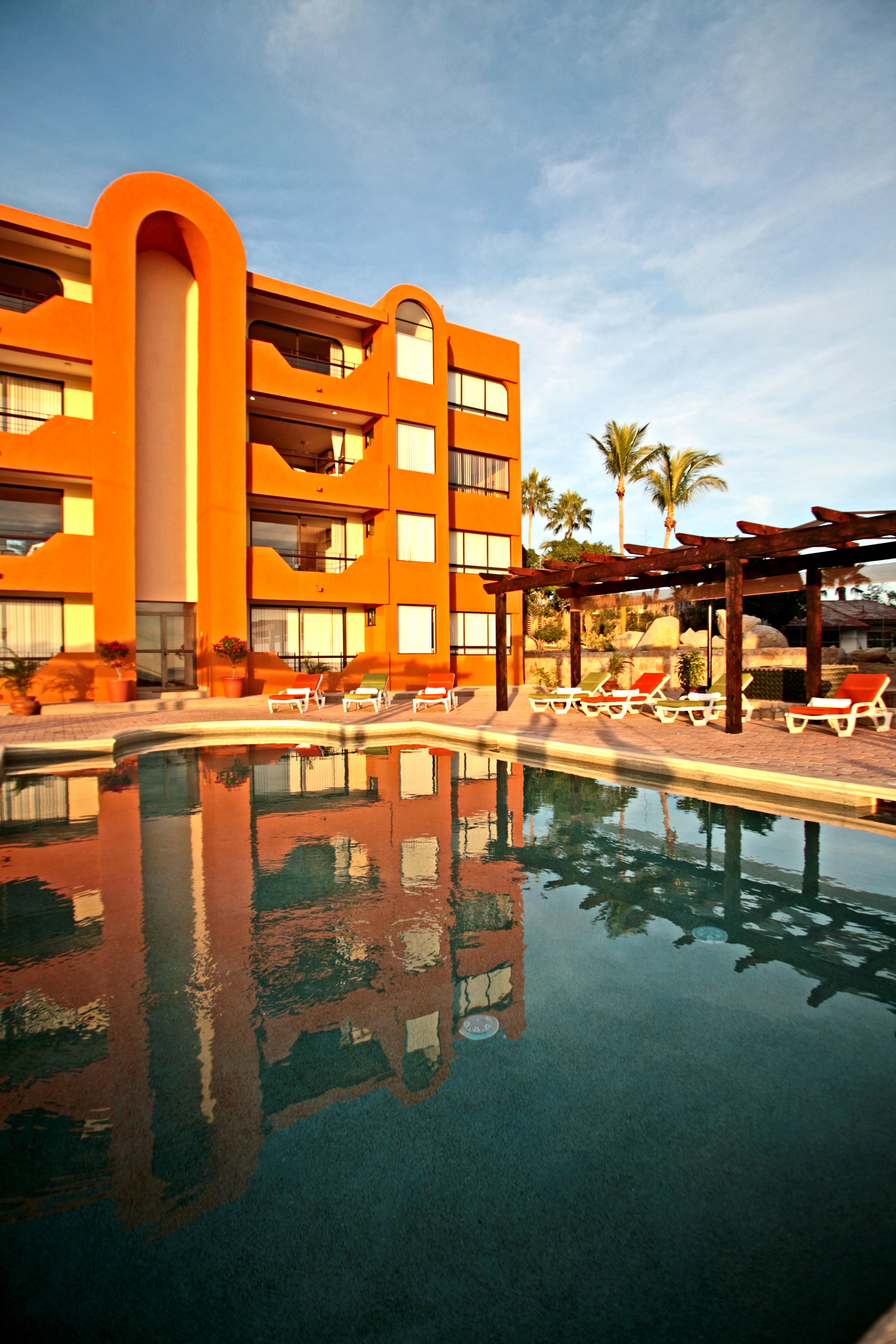 Sunrock Hotel & Suites Cabo San Lucas Exterior foto